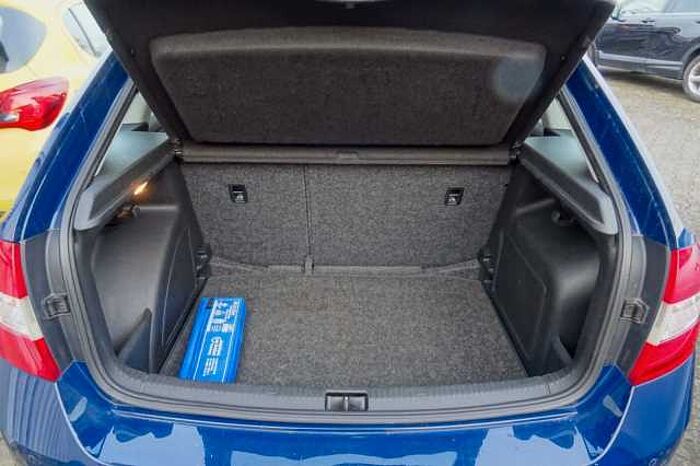 SKODA Rapid 1.2 TSI Spaceback Ambition