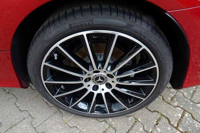 Mercedes-Benz C 180 C Coupe, 9G-Tronic AMG Line