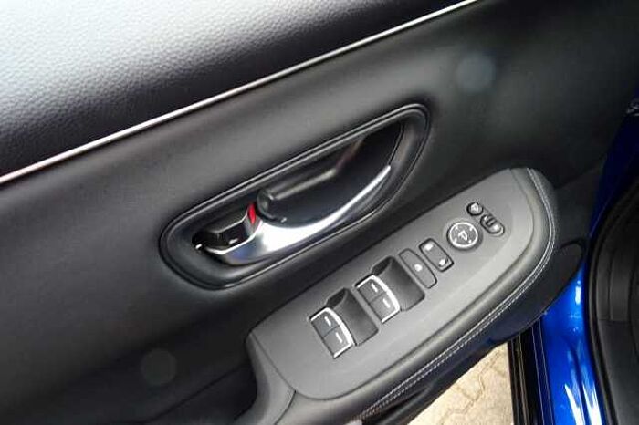 Honda ZR-V 2.0 e: HEV Sport Automatik