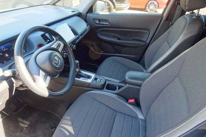 Honda Jazz 1.5 i-MMD Hybrid Crosstar Advance Automatik