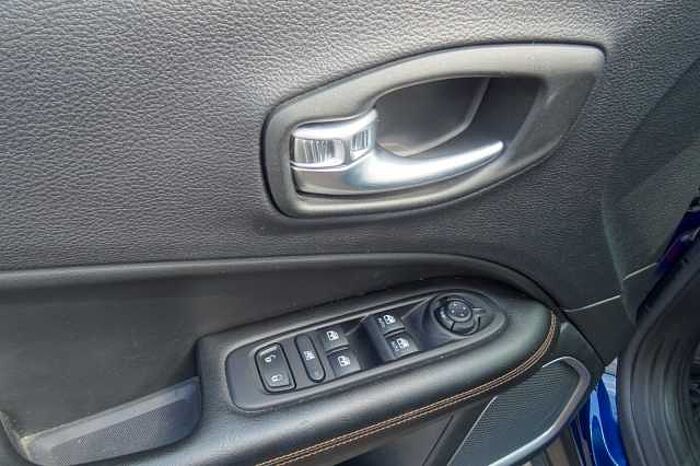 Jeep Compass 1.3 T-GDI I4 Limited FWD Autom.