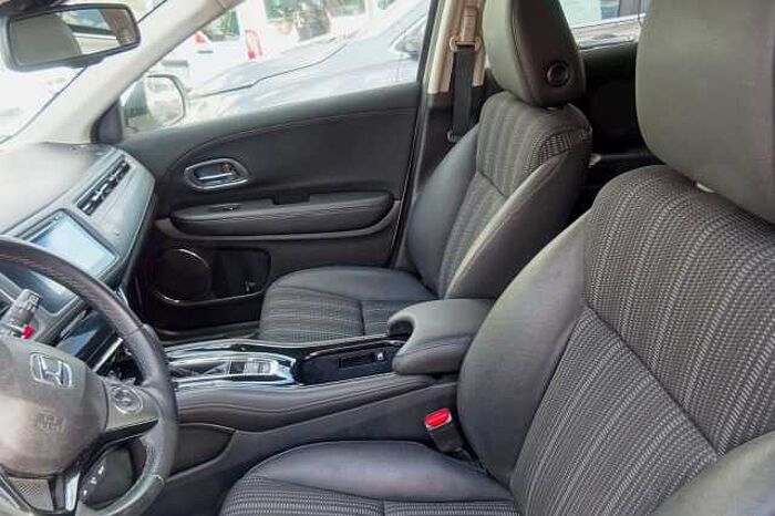 Honda HR-V 1.5 Executive Automatik Allwetter
